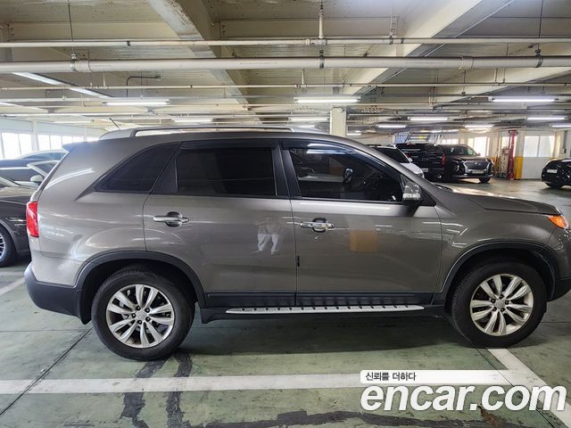 Kia Sorento Gasoline 2.4 2WD TLX High-Deluxe — пробег 184 454 км — фото 4 из 5