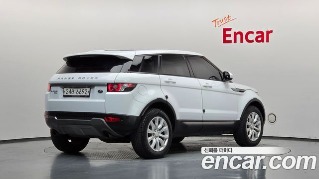 Land Rover Range Rover Evoque 2.2 SD4 Pure — пробег 124 889 км — фото 2 из 5
