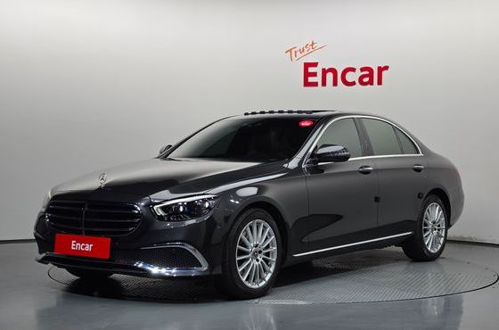 Mercedes-Benz E-Class E250 Exclusive — пробег 49 495 км — фото 1 из 5
