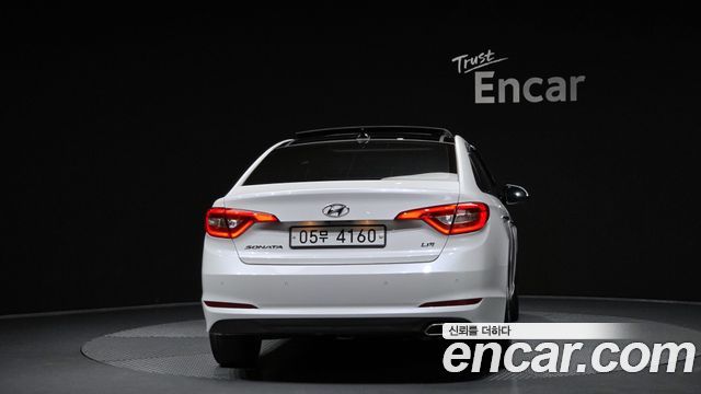 Hyundai Sonata LPI Premium Special — пробег 125 695 км — фото 4 из 5