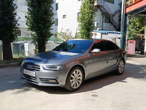 Audi A4 2.0 TDI Quattro Dynamic B8 — пробег 116 000 км — фото 1 из 5