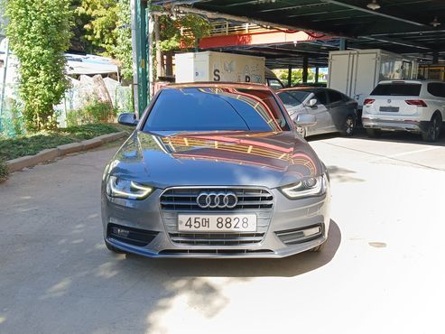 Audi A4 2.0 TDI Quattro Dynamic B8 — пробег 116 000 км — фото 2 из 5
