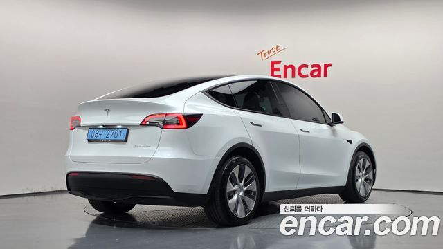Tesla Model Y Long Range AWD — пробег 117 769 км — фото 2 из 5
