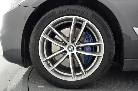 BMW 5-Series 530i xDrive M Sport Package Plus — пробег 116 319 км — фото 5 из 5