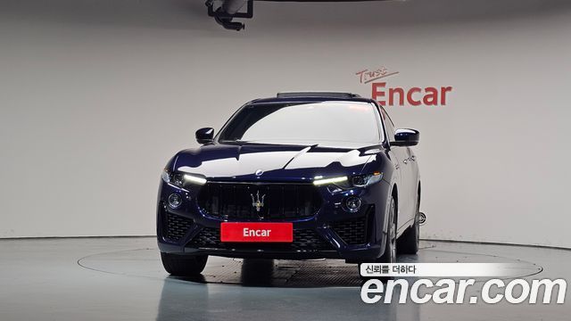 Maserati Levante 3.0 Diesel AWD GranSport — пробег 70 034 км — фото 3 из 5