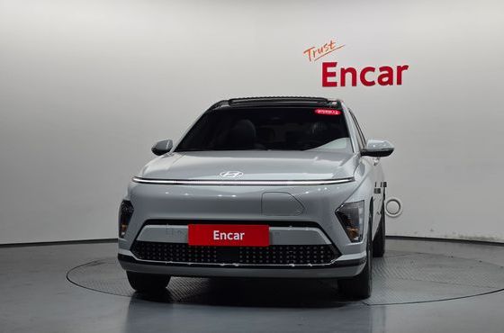 Hyundai Kona Long Range Premium — пробег 28 337 км — фото 3 из 5