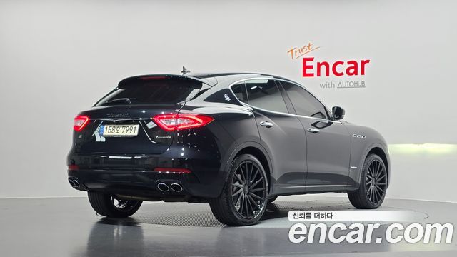 Maserati Levante 3.0 AWD GranLusso — пробег 90 597 км — фото 2 из 5