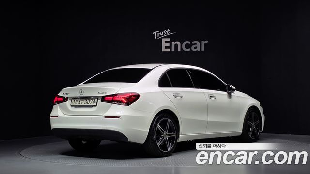 Mercedes-Benz A-Class A250 4MATIC Sedan — пробег 29 399 км — фото 2 из 5