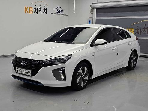 Hyundai Ioniq I — пробег 77 124 км — фото 1 из 5