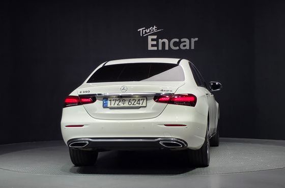 Mercedes-Benz E-Class E350 4MATIC Exclusive — пробег 104 861 км — фото 4 из 5