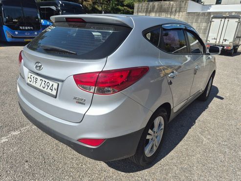 Hyundai Tucson Diesel 2WD X20 Deluxe — пробег 199 000 км — фото 3 из 5