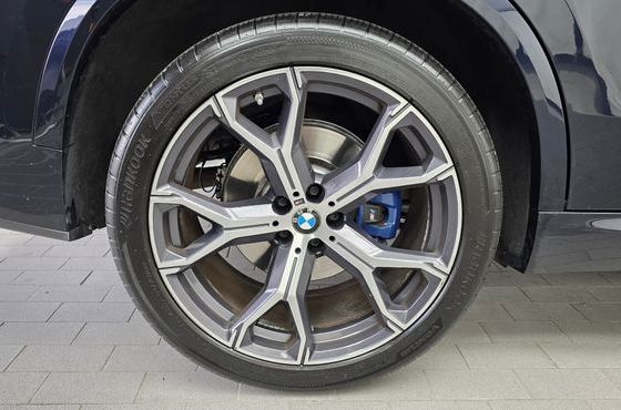 BMW X5 xDrive 40i M Sport — пробег 85 675 км — фото 5 из 5