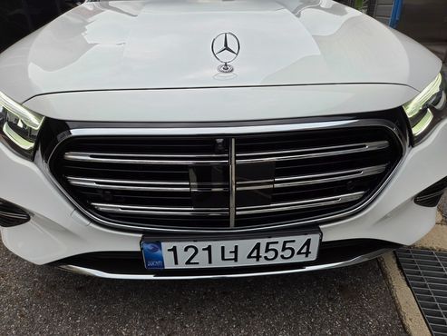 Mercedes-Benz E-Class E200 Exclusive — пробег 350 км — фото 1 из 5