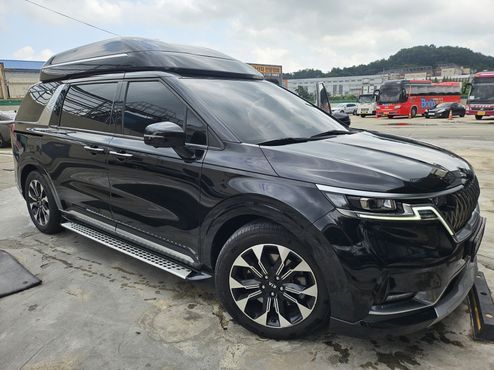 Kia Carnival Diesel 9-Seater Hi-Limousine Signature — пробег 288 000 км — фото 1 из 5