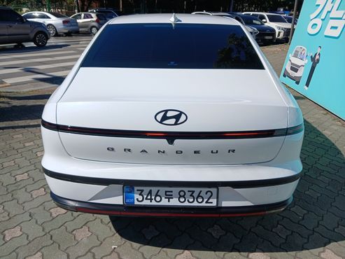 Hyundai Grandeur 2,5 Gasoline 2WD Honors — пробег 2 587 км — фото 3 из 5