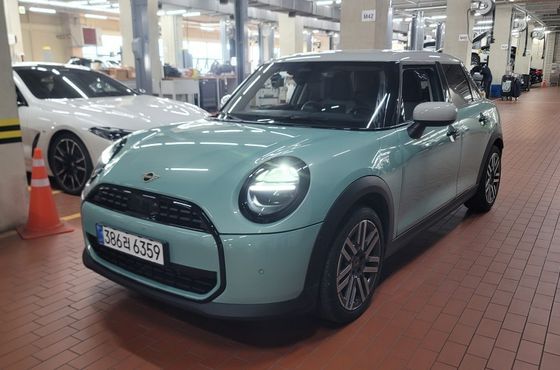 Mini Cooper 5Door Classic — пробег 7 238 км — фото 1 из 5