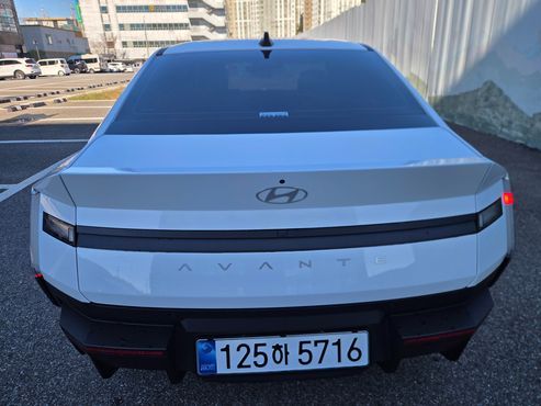 Hyundai AVANTE 2.0 Modern — пробег 30 км — фото 4 из 5