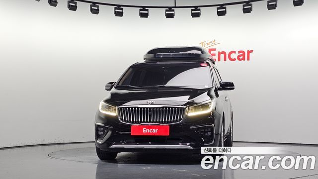 Kia Carnival 9-Seater Noblesse Special — пробег 152 653 км — фото 3 из 5