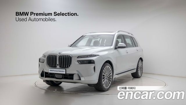 BMW X7 xDrive 40i Design Pure Excellence 6-Seater — пробег 11 219 км — фото 1 из 5