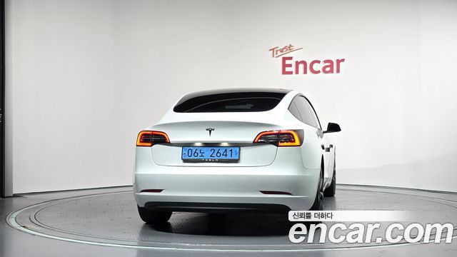 Tesla Model 3 RWD — пробег 75 157 км — фото 4 из 5