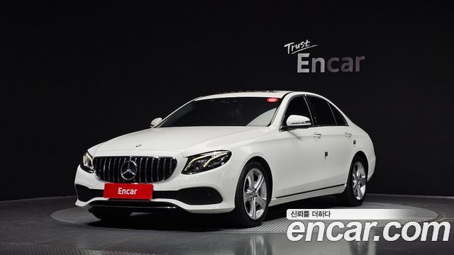 Mercedes-Benz E-Class E220d Avantgarde — пробег 102 498 км — фото 1 из 5