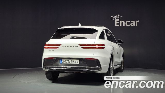 Genesis GV70 из Кореи Encar
