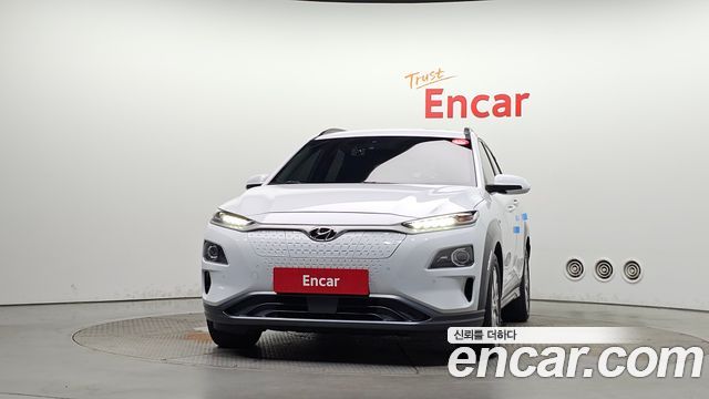 Hyundai Kona Premium — пробег 178 694 км — фото 3 из 5