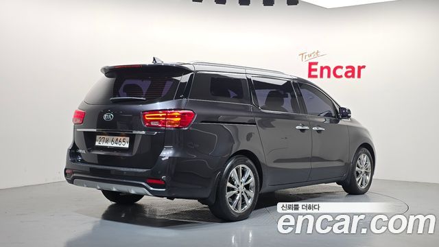 Kia Carnival Gasoline 9-Seater Noblesse Special — пробег 50 047 км — фото 2 из 5