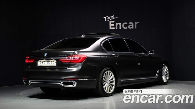 BMW 7-Series 740Ld xDrive — пробег 333 306 км — фото 2 из 5