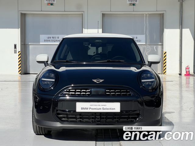 Mini Cooper Classic — пробег 31 км — фото 3 из 5