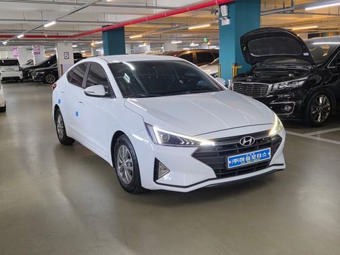 Hyundai AVANTE 1.6 Style — пробег 128 000 км — фото 3 из 5
