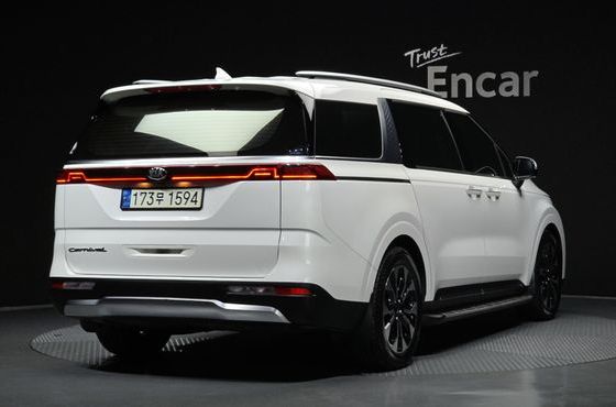 Kia Carnival Diesel 9-Seater Signature — пробег 174 082 км — фото 2 из 5