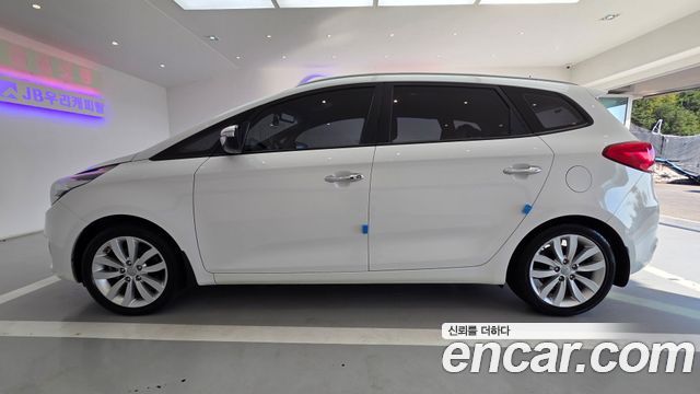 Kia Carens 1.7 VGT Prestige — пробег 226 515 км — фото 4 из 5