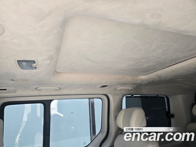 Hyundai Staria 4WD Lounge 7-Seater Inspiration — пробег 19 976 км — фото 5 из 5