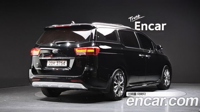 Kia Carnival 9-seater Noblesse — пробег 148 353 км — фото 2 из 5