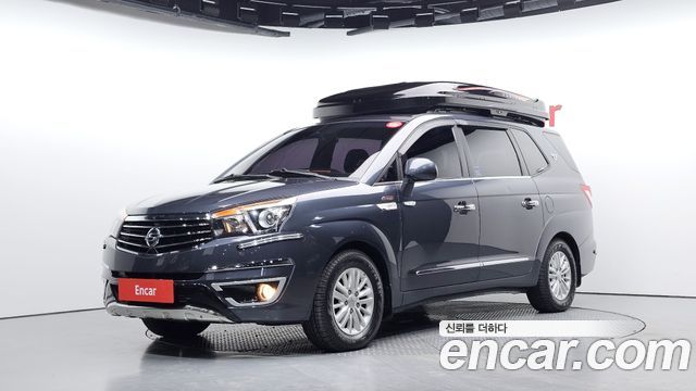 Ssangyong KORANDO 4WD TX 9-seater — пробег 34 283 км — фото 1 из 5