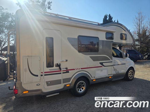 Hyundai Starex Camping Car — пробег 87 000 км — фото 4 из 5