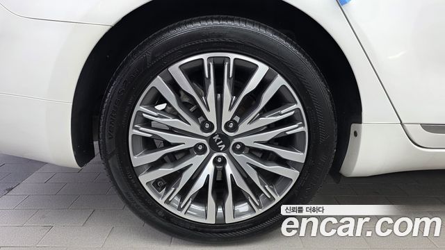 Kia K7 из Кореи Encar