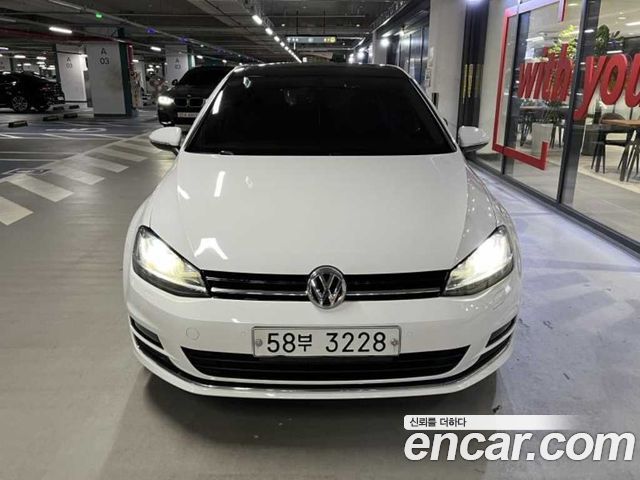 Volkswagen Golf 1.4 TSI Premium — пробег 135 714 км — фото 3 из 5