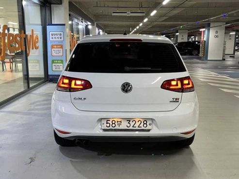 Volkswagen Golf 1.4 TSI Premium — пробег 135 714 км — фото 4 из 5