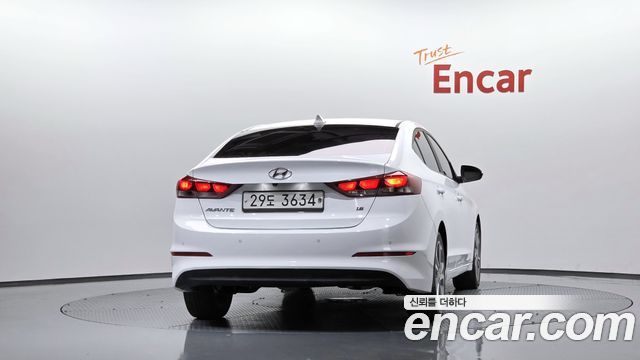 Hyundai AVANTE из Кореи Encar