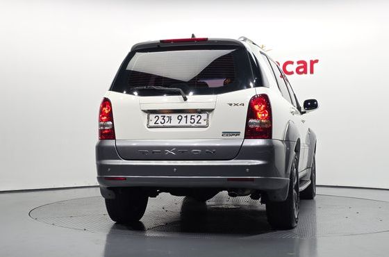Ssangyong Rexton 4WD RX4 Brown Edition — пробег 104 729 км — фото 4 из 5