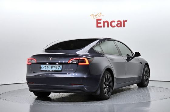 Tesla Model 3 Long Range AWD — пробег 84 925 км — фото 2 из 5