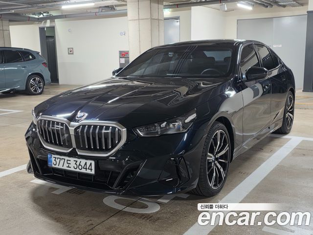 BMW 5-Series 530i xDrive M Sport — пробег 9 185 км — фото 1 из 5