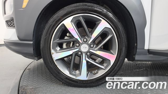Hyundai Kona из Кореи Encar