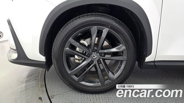 Lexus NX из Кореи Encar