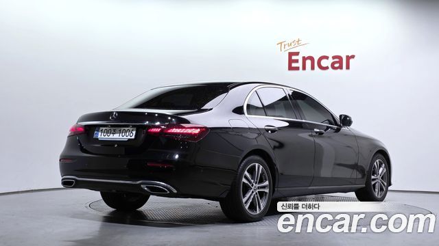 Mercedes-Benz E-Class из Кореи Encar